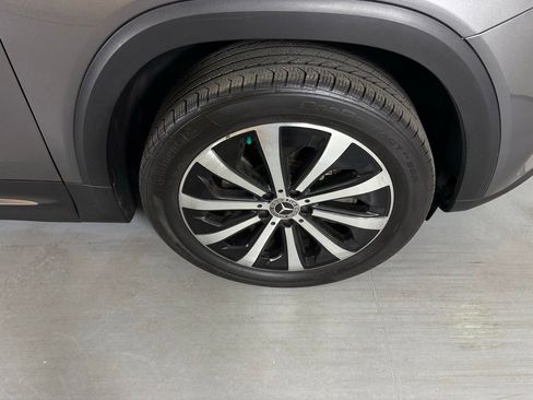 Used 2022 Mercedes-Benz GLB 250 image 10