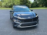 Used 2022 Hyundai Kona Limited image 4