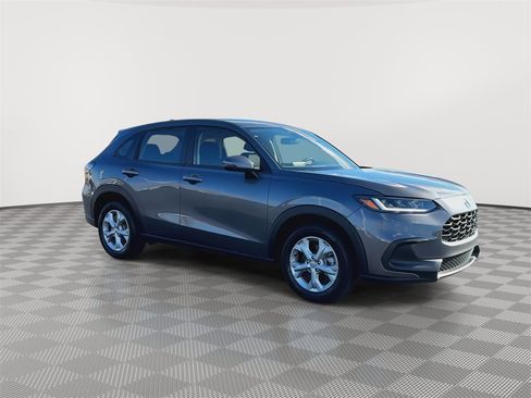 Used 2025 Honda HR-V LX image 2
