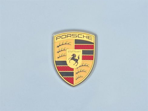 Used 2025 Porsche 911 Carrera image 24