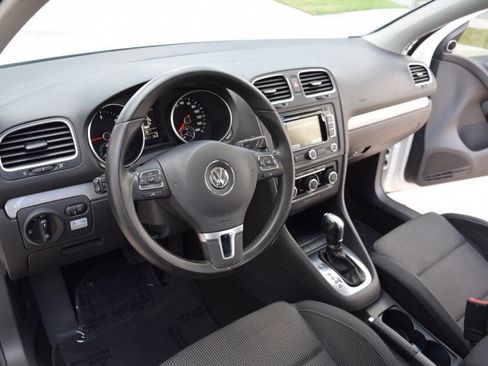 Used 2013 Volkswagen Golf TDI image 46