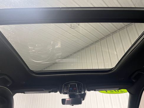 Used 2021 Jeep Grand Cherokee L Summit w/ Advanced Protech Group IV image 25