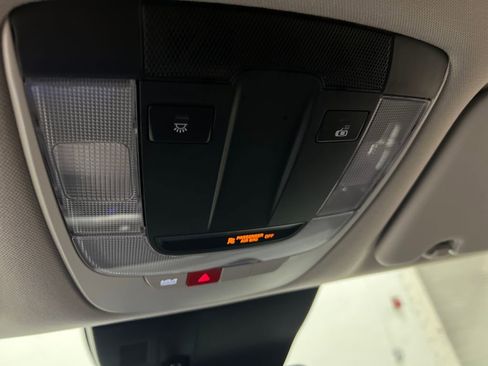 Used 2023 Kia Sportage EX image 23