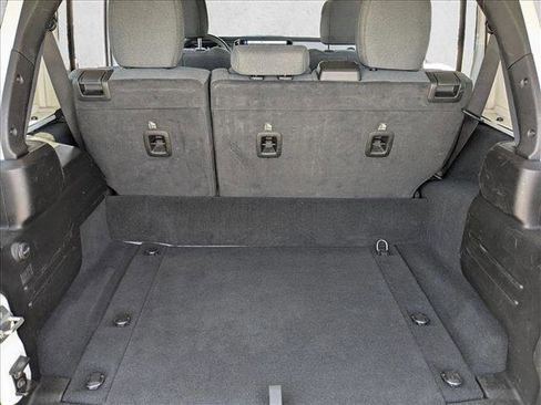 Used 2024 Jeep Wrangler Unlimited AWD/4WD image 6