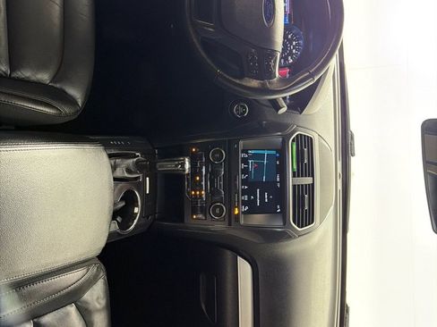 Used 2017 Ford Explorer XLT w/ Equipment Group 202A AWD/4WD image 27