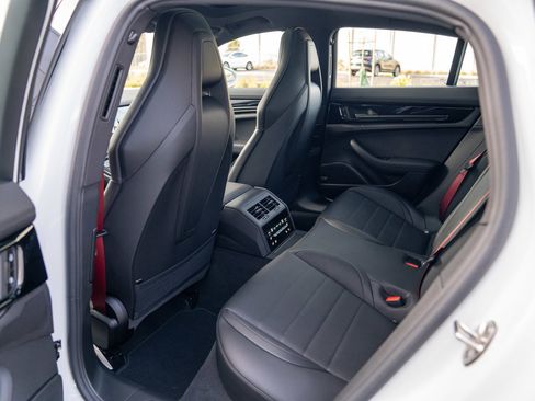 New 2026 Porsche Panamera 4 image 22