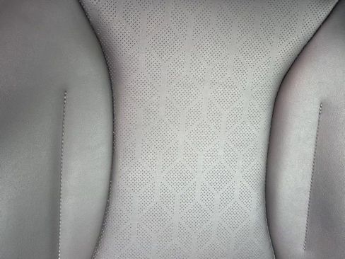 Certified 2024 Kia Carnival LX image 38