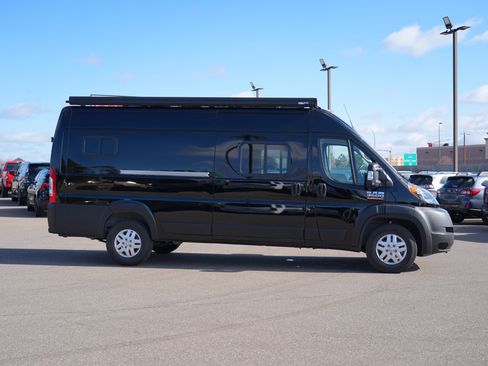 Used 2022 RAM ProMaster 3500 w/ Premium R/V Group image 3