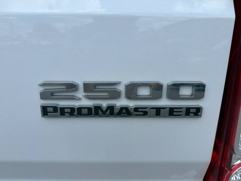Used 2023 RAM ProMaster 2500 w/ Convenience Group FWD image 20