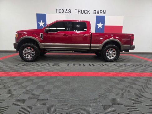 Used 2019 Ford F250 King Ranch w/ King Ranch Ultimate Package AWD/4WD image 1