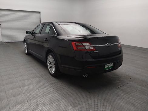 Used 2019 Ford Taurus Limited FWD image 5