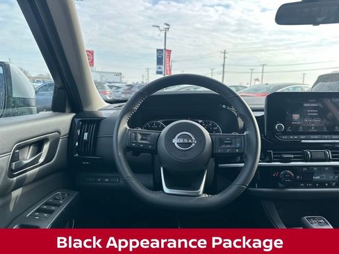 New 2025 Nissan Pathfinder SV w/ Black Appearance Package image 10