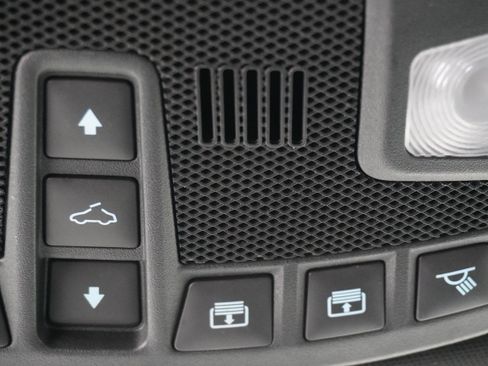 Used 2022 Ford F250 Lariat w/ Lariat Ultimate Package AWD/4WD image 27