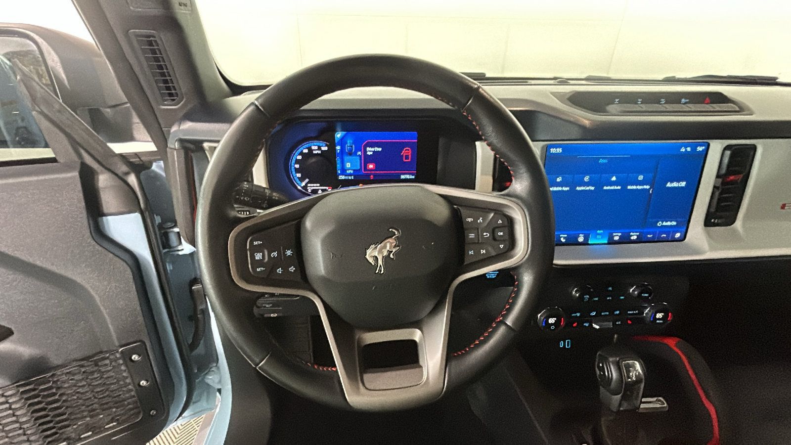Used 2024 Ford Bronco Heritage Edition AWD/4WD image 16