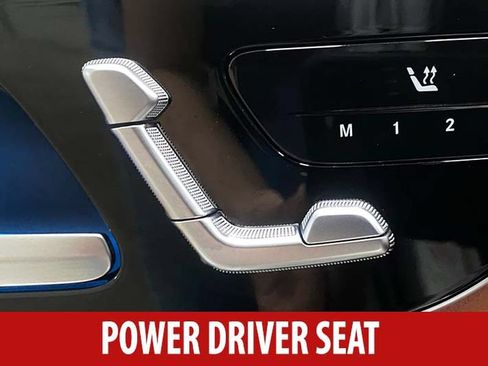 Used 2025 Mercedes-Benz C 300 4MATIC Sedan image 9