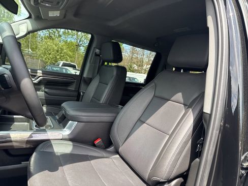Used 2024 Chevrolet Silverado 3500 LTZ AWD/4WD image 22