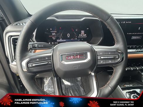 Used 2025 GMC Canyon AT4 w/ Technology Plus Package AWD/4WD image 16
