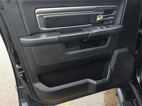 Used 2021 RAM 1500 Classic Warlock AWD/4WD image 10