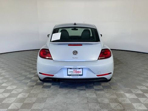 Used 2018 Volkswagen Beetle 2.0T S FWD image 15
