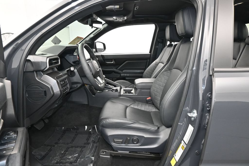Used 2025 Toyota Tacoma TRD Off-Road w/ TRD Off Road Premium Package AWD/4WD image 11
