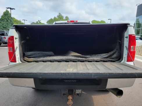 Used 2013 GMC Sierra 3500 SLE w/ SLE Preferred Package AWD/4WD image 30