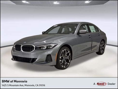 New 2026 BMW 330i Sedan w/ Convenience Package RWD image 1