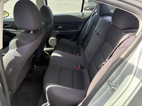 Used 2014 Chevrolet Cruze LT image 6
