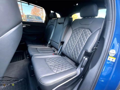 Used 2025 Audi SQ7 Prestige image 22