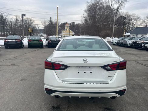 Used 2019 Nissan Altima 2.5 SL image 10