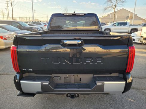 Used 2025 Toyota Tundra Limited image 9
