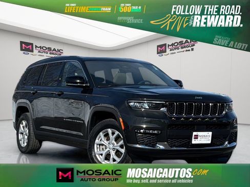 Used 2023 Jeep Grand Cherokee L Limited w/ Luxury Tech Group II image 1