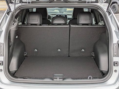 New 2026 Jeep Compass Latitude AWD/4WD image 30