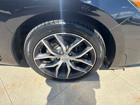 Used 2019 Acura ILX FWD image 10