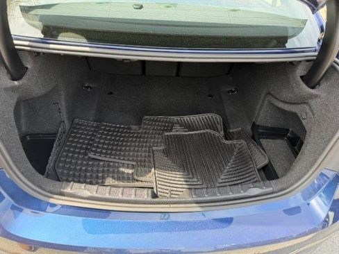 Used 2017 BMW 330i xDrive Sedan w/ Premium Package image 35