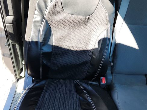 Used 2012 Ford F150 XLT w/ Trailer Tow Pkg image 19