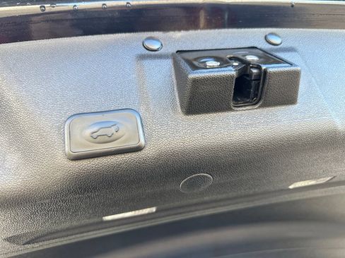 Used 2017 GMC Acadia Limited SLT image 34