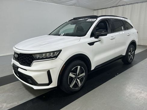 Used 2021 Kia Sorento EX w/ Panoramic Sunroof Package AWD/4WD image 5