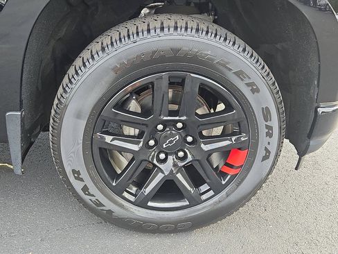 Certified 2022 Chevrolet Silverado 1500 RST w/ Redline Edition image 27