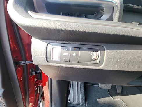 New 2026 Chevrolet Traverse LT w/ Driver Confidence Package image 20