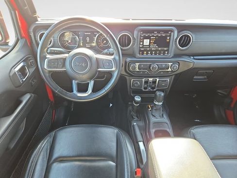 Used 2022 Jeep Wrangler Unlimited Sahara AWD/4WD image 10