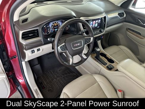 Used 2019 GMC Acadia Denali w/ Technology Package FWD image 14