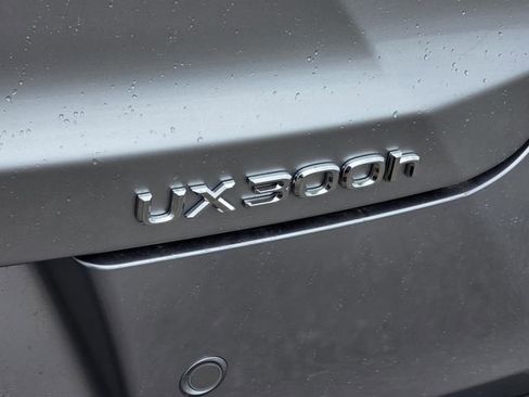 New 2026 Lexus UX 300h FWD image 33