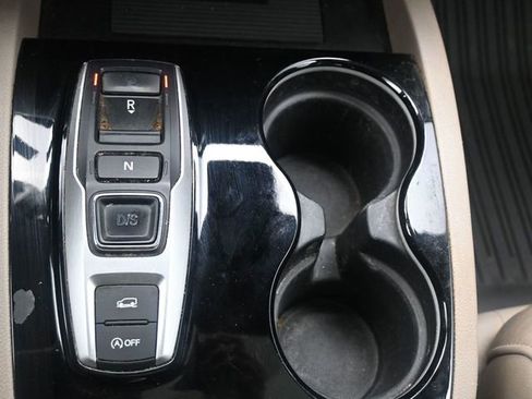 Used 2019 Honda Pilot Elite image 26