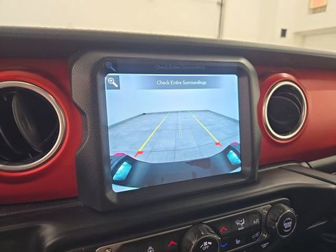Used 2020 Jeep Gladiator Rubicon AWD/4WD image 26