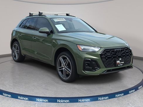 Certified 2023 Audi Q5 e Premium Plus w/ Premium Plus Package AWD/4WD image 3