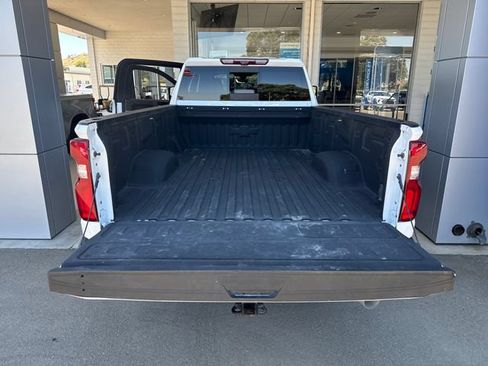 Used 2021 Chevrolet Silverado 2500 LTZ w/ LTZ Premium Package AWD/4WD image 22