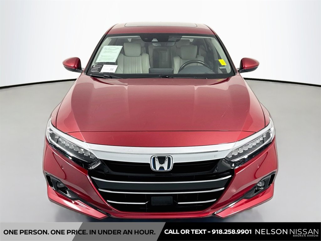 Used 2021 Honda Accord Touring image 2