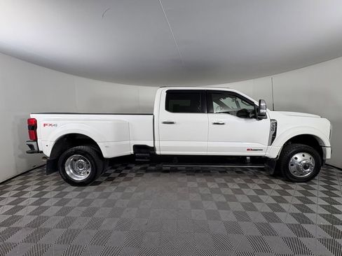 Certified 2025 Ford F450 King Ranch w/ Chrome Package image 8