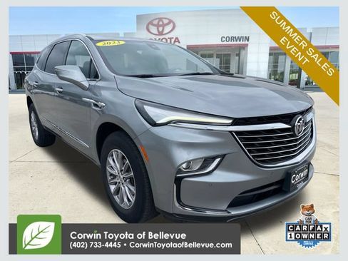 Used 2023 Buick Enclave Essence AWD/4WD image 1