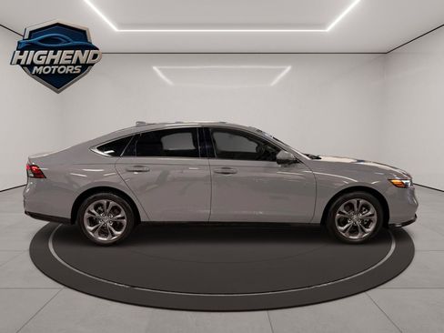 Used 2024 Honda Accord EX-L image 8